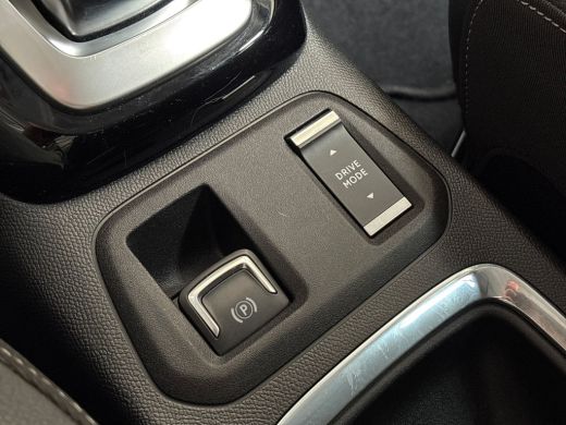 Opel Corsa 1.2 Elegance Automaat (VIRTUAL COCKPIT, APPLE CARPLAY, GROOT NAVI, GETINT GLAS, SPORTSTOELEN, LM ... ActivLease financial lease