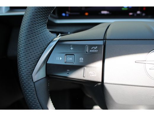 Opel Grandland 1.6 Turbo Plug-in-Hybrid GS | Automaat | Navigatie | Panorama/schuifdak | Lederen bekleding | Foc... ActivLease financial lease