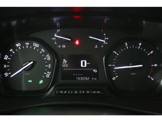 Opel Vivaro 2.0 CDTI L3H1 | Airco | Cruise | Camera | 3 Zits | Trekhaak | Carplay | Parkeersens. ActivLease financial lease