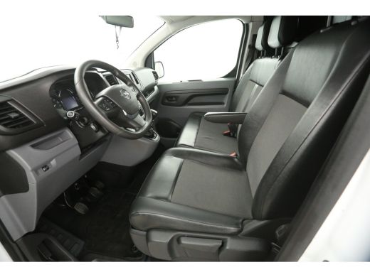 Opel Vivaro 2.0 CDTI L3H1 | Airco | Cruise | Camera | 3 Zits | Trekhaak | Carplay | Parkeersens. ActivLease financial lease
