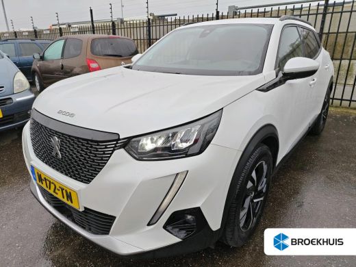 Peugeot 2008 1.2 PureTech Allure Pack | Navigatie | Camera | Trekhaak | NL auto | Apple carplay | Keyless | Bl...