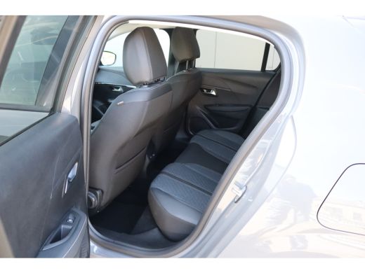 Peugeot 208 1.2 PureT. 100PK Allure Carplay-android/Parkeerhulp/Cruise-control ActivLease financial lease