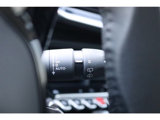 Peugeot 208 1.2 PureT. 100PK Allure Carplay-android/Parkeerhulp/Cruise-control ActivLease financial lease