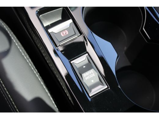 Peugeot 208 1.2 PureTech GT Pack | Navigatie | Camera | Panoramadak | Full LED | Alcantara | NL auto | Apple ... ActivLease financial lease