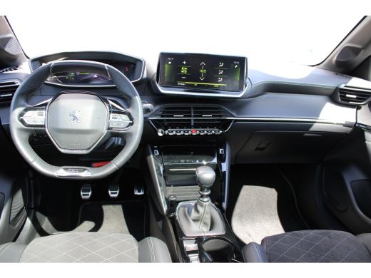 Peugeot 208 1.2 PureTech GT Pack | Navigatie | Camera | Panoramadak | Full LED | Alcantara | NL auto | Apple ... ActivLease financial lease