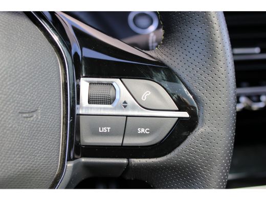 Peugeot 208 1.2 PureTech GT Pack | Navigatie | Camera | Panoramadak | Full LED | Alcantara | NL auto | Apple ... ActivLease financial lease