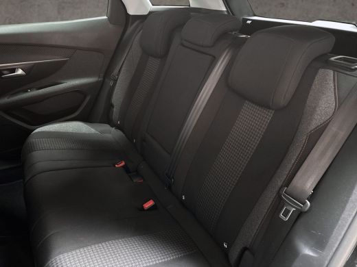 Peugeot 3008 1.2 PureTech Sport Automaat (APPLE CARPLAY, GROOT NAVI, DIGITAAL DASHBOARD, SPORTSTOELEN, GETINT ... ActivLease financial lease