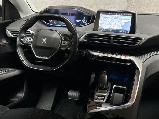 Peugeot 3008 1.2 PureTech Sport Automaat (APPLE CARPLAY, GROOT NAVI, DIGITAAL DASHBOARD, SPORTSTOELEN, GETINT ... ActivLease financial lease