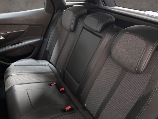 Peugeot 3008 1.6 HYbrid 225 Allure 225Pk Automaat (APPLE CARPLAY, GROOT NAVI, 360 CAMERA, LEDER, KEYLESS, SPOR... ActivLease financial lease