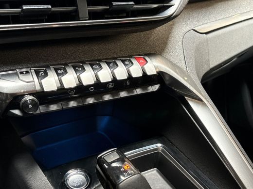 Peugeot 3008 1.6 HYbrid 225 Allure 225Pk Automaat (APPLE CARPLAY, GROOT NAVI, 360 CAMERA, LEDER, KEYLESS, SPOR... ActivLease financial lease