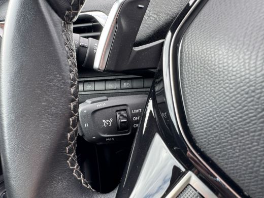 Peugeot 3008 1.6 HYbrid 225 PK Allure | Camera | Navigatie | Keyless | Cruise Control | | Cruise control | DAB... ActivLease financial lease