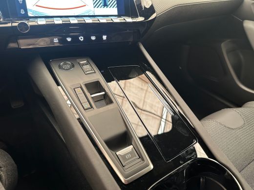 Peugeot 508 SW 1.6 HYbrid 180 Allure Camera | Adaptieve Crusie | Leder/Stof | Navigatie | Carplay | 17" Licht... ActivLease financial lease