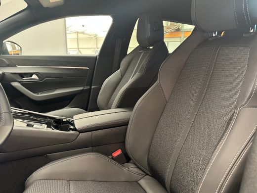 Peugeot 508 SW 1.6 HYbrid 180 Allure Camera | Adaptieve Crusie | Leder/Stof | Navigatie | Carplay | 17" Licht... ActivLease financial lease