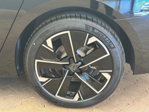 Peugeot 508 SW 1.6 HYbrid 180 Allure Camera | Adaptieve Crusie | Leder/Stof | Navigatie | Carplay | 17" Licht... ActivLease financial lease