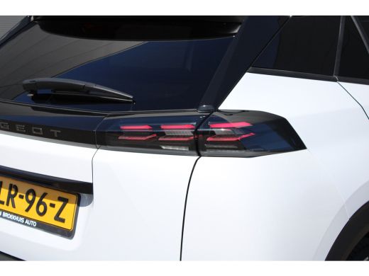 Peugeot e-2008 EV Allure Avantage 54 kWh | Fase 3 laden | Navigatie | Camera voor + achter | Apple carplay | Ada... ActivLease financial lease