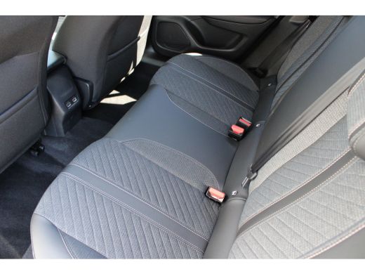 Peugeot e-2008 EV Allure Avantage 54 kWh | Fase 3 laden | Navigatie | Camera voor + achter | Apple carplay | Ada... ActivLease financial lease