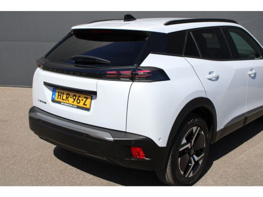 Peugeot e-2008 EV Allure Avantage 54 kWh | Fase 3 laden | Navigatie | Camera voor + achter | Apple carplay | Ada... ActivLease financial lease
