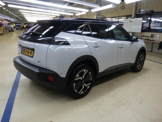 Peugeot e-2008 EV GT Avantage 54 kWh | Fase 3 laden | Navigatie | Camera voor + achter | Apple carplay | NL auto... ActivLease financial lease