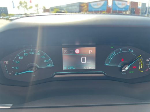 Peugeot e-208 EV Active Pack 50 kWh 3 Fase | Navigatie | Parkeersensoren Achter | Cruise Control | 16" Lichtmet... ActivLease financial lease