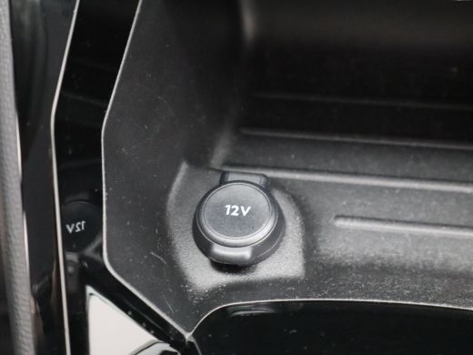 Peugeot e-208 EV Active Pack 50 kWh | 3 fase | Parkeersensoren | Climate Control | Cruise Control | Apple Carpl... ActivLease financial lease