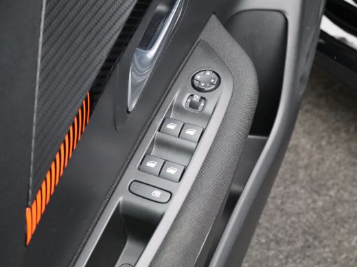 Peugeot e-208 EV Active Pack 50 kWh | 3 fase | Parkeersensoren | Climate Control | Cruise Control | Apple Carpl... ActivLease financial lease