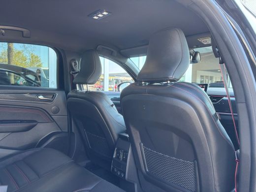 Renault Arkana 1.6 E-Tech Hybrid 145 R.S. Line | Stoel & Stuurverwarming | Sfeerverlichting | Parkeercamera | Ad... ActivLease financial lease