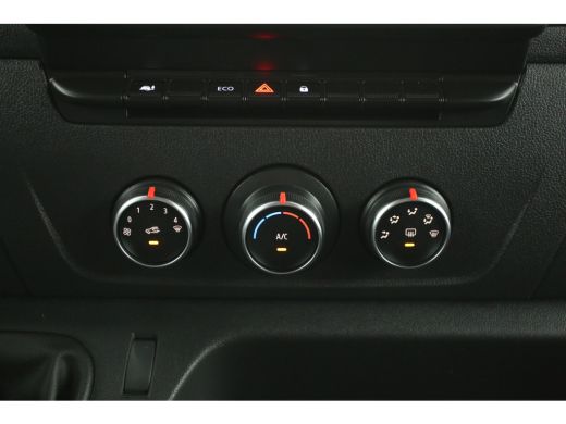 Renault Master T35 2.3 dCi L2H2 | Airco | Camera | Carplay | 3 Zits | LED | Parkeersens. ActivLease financial lease