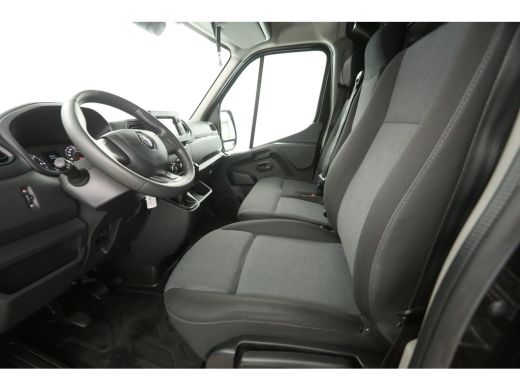 Renault Master T35 2.3 dCi L2H2 | Airco | Camera | Carplay | 3 Zits | LED | Parkeersens. ActivLease financial lease