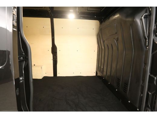 Renault Master T35 2.3 dCi L2H2 | Airco | Camera | Carplay | 3 Zits | LED | Parkeersens. ActivLease financial lease