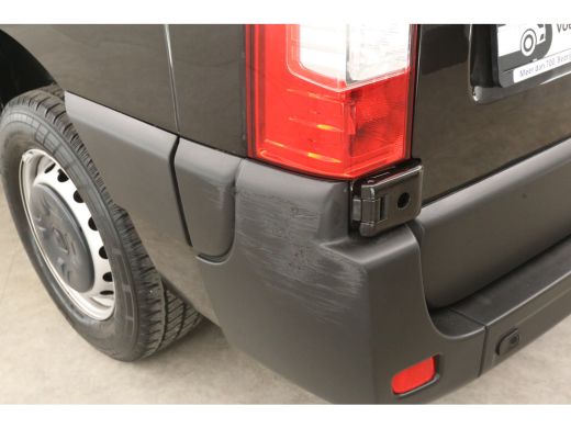 Renault Master T35 2.3 dCi L2H2 | Airco | Camera | Carplay | 3 Zits | LED | Parkeersens. ActivLease financial lease