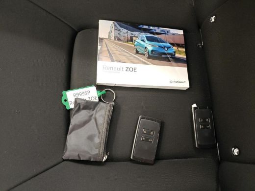 Renault ZOE R110 Life 52 kWh INCLUSIEF ACCU | FULL LED | CARPLAY NAVI | SOH 94,49% ActivLease financial lease