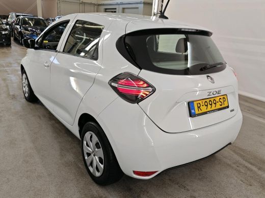 Renault ZOE R110 Life 52 kWh INCLUSIEF ACCU | FULL LED | CARPLAY NAVI | SOH 94,49% ActivLease financial lease
