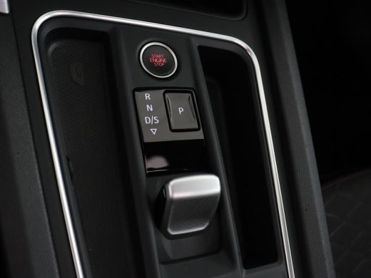 Seat Leon 1.4 TSI eHybrid PHEV FR Business Intense | Panoramadak | Stoelverwarming | Camera | Adaptive crui... ActivLease financial lease