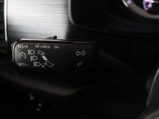 Skoda Kodiaq 1.5 TSI Business Edition | Trekhaak | Half leder | Keyless | Carplay | Canton Sound | Sfeerverlic... ActivLease financial lease