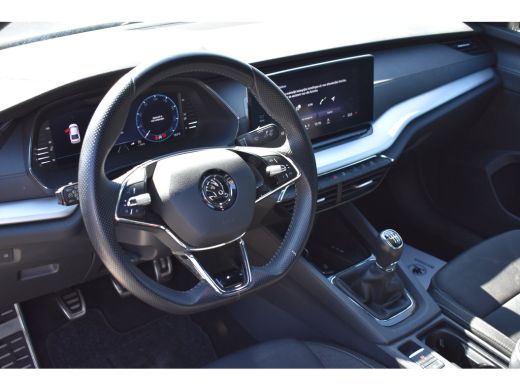 Skoda Octavia 1.0 TSI 110PK Sport Business | APP. CONNECT | CRUISE CONTROL | NAVIGATIE | FULL LED | DAB+ | AIRCO ActivLease financial lease