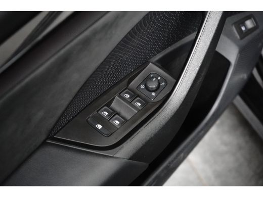 Skoda Octavia Combi 1.4 TSI 245 pk RS iV PHEV Business 6-DSG | Heads-up | Elektrische geheugen stoel | Achterui... ActivLease financial lease