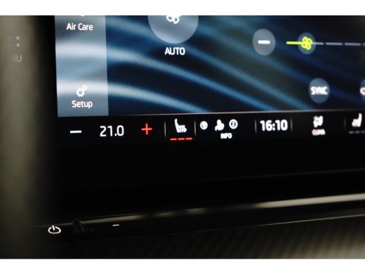 Skoda Octavia Combi 1.4 TSI 245 pk RS iV PHEV Business 6-DSG | Heads-up | Elektrische geheugen stoel | Achterui... ActivLease financial lease
