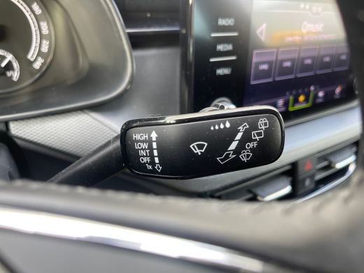 Skoda Scala 1.0TSi 110PK Ambition CRUISE CONTROL| ELEKTRISCHE RAMEN VOOR| APPLE CARPLAY\ANDROID AUTO| DAB| ActivLease financial lease