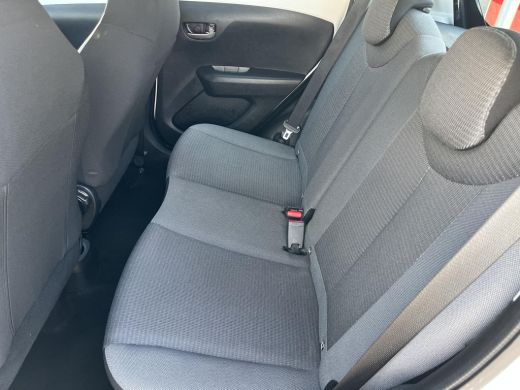 Toyota Aygo 1.0 VVT-i x-play | 5 deurs | Carplay | Airco | Parkeercamera | ActivLease financial lease