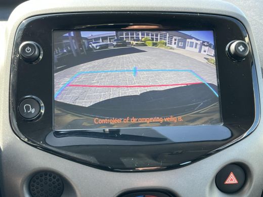 Toyota Aygo 1.0 VVT-i x-play | 5 deurs | Carplay | Airco | Parkeercamera | ActivLease financial lease