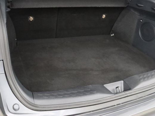 Toyota C-HR 2.0 Hybrid First Edition | Stoelverwarming | Adaptive cruise | Camera | Carplay | JBL Sound | Key... ActivLease financial lease