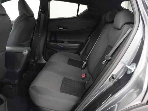 Toyota C-HR 2.0 Hybrid First Edition | Stoelverwarming | Adaptive cruise | Camera | Carplay | JBL Sound | Key... ActivLease financial lease