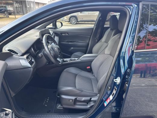 Toyota C-HR 2.0 Hybrid Style | 06-10141018 Voor meer informatie ActivLease financial lease