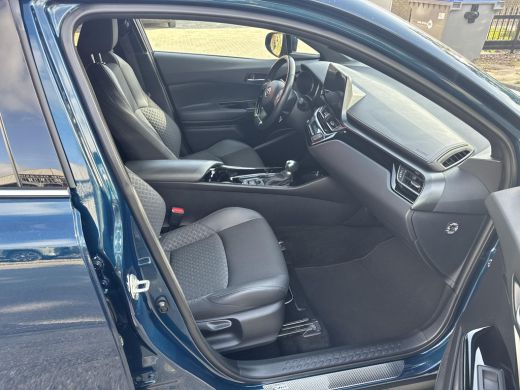 Toyota C-HR 2.0 Hybrid Style | 06-10141018 Voor meer informatie ActivLease financial lease