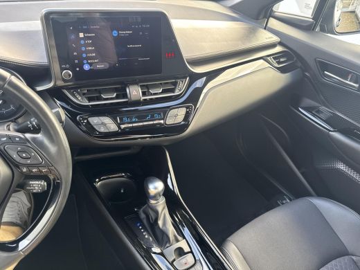 Toyota C-HR 2.0 Hybrid Style | 06-10141018 Voor meer informatie ActivLease financial lease