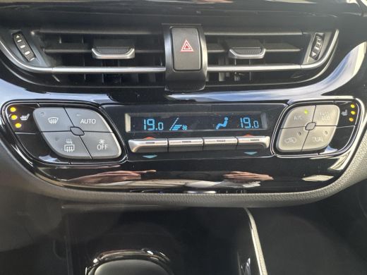 Toyota C-HR 2.0 Hybrid Style | 06-10141018 Voor meer informatie ActivLease financial lease