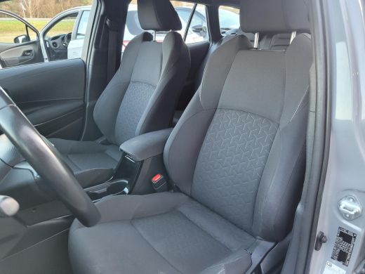 Toyota Corolla Touring Sports 1.8 Hybrid Active ActivLease financial lease