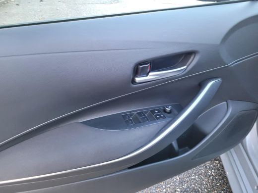 Toyota Corolla Touring Sports 1.8 Hybrid Active ActivLease financial lease