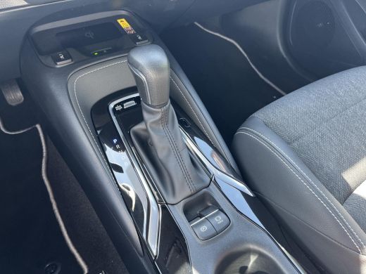 Toyota Corolla Touring Sports Hybrid 140 Dynamic | Navigatie | Apple CarPlay/Android auto | Achteruitrijcamera | Stoel en stuur... ActivLease financial lease