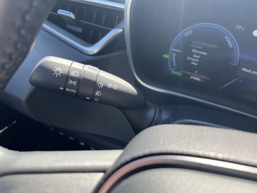 Toyota Corolla Touring Sports Hybrid 140 Dynamic | Navigatie | Apple CarPlay/Android auto | Achteruitrijcamera | Stoel en stuur... ActivLease financial lease